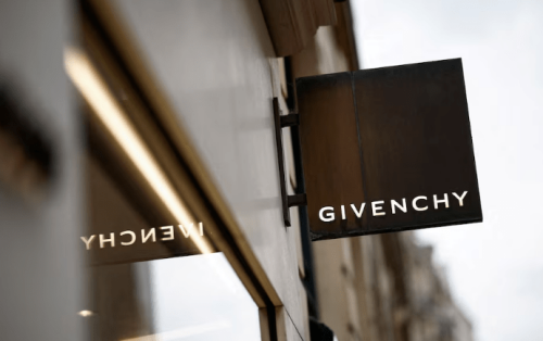 LVMH names UK designer Sarah Burton Givenchy creative director LVMH names UK designer Sarah Burton Givenchy creative director