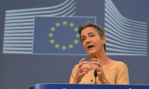 EU scores &lsquo;big win&rsquo; in court against Apple, Google