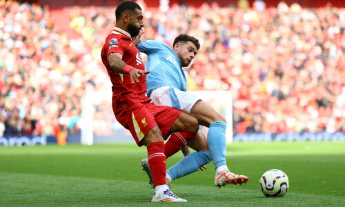 Liverpool slump to shock 1-0 home defeat by Nottingham Forest