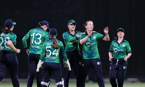 Ireland women secure first T20 win over England