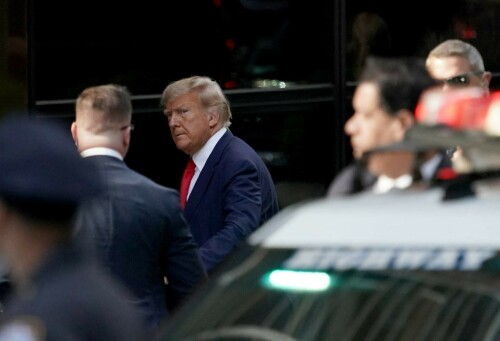 Trump is &lsquo;safe following gunshots in his vicinity&rsquo;: campaign