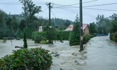 Polish PM announces $260mn in aid for storm-affected areas