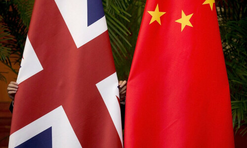 China urges more economic cooperation with UK