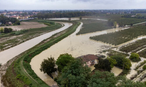 Evacuations as tail of Storm Boris floods northeast Italy