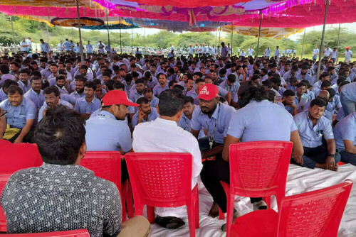 &lsquo;No work, no pay,&rsquo; Samsung warns striking Indian workers as row escalates