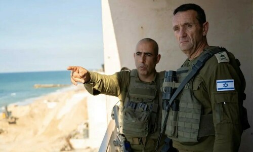 Army chief vows to &lsquo;hit anyone who threatens&rsquo; Israelis