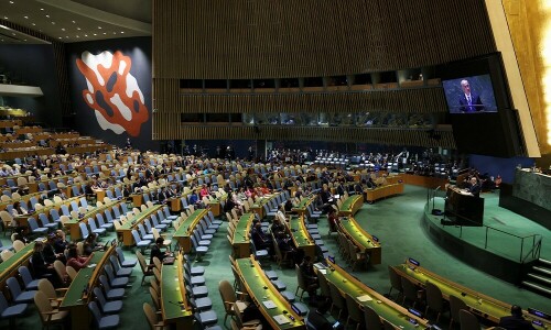 Amid walkout, Netanyahu tells UN Israel seeks peace but fighting for life