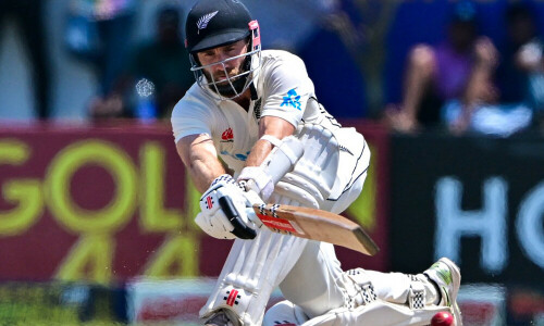 Sri Lanka scent series victory as New Zealand 199-5 after follow-on
