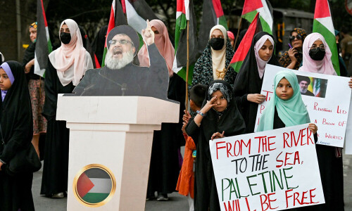 Thousands protest in Pakistan after killing of Hezbollah leader by Israel