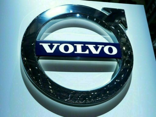 Volvo Cars reports slight sales increase amid market uncertainty