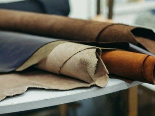 Pakistan&rsquo;s leather exporter announces downsizing operations amid economic challenges