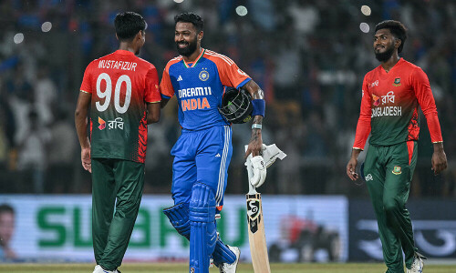 Arshdeep, Chakravarthy help India hammer Bangladesh in T20 opener