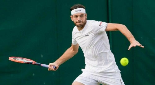 Fritz wins delayed match to reach Shanghai Masters third round