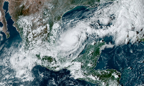 Hurricane Milton strengthens fast, threatens Mexico, Florida