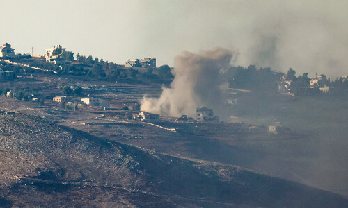 Israel warns south Lebanon residents to &lsquo;not return&rsquo;