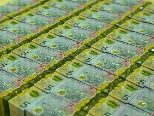 Australia, NZ dollars under pressure as China&rsquo;s fiscal stimulus disappoints