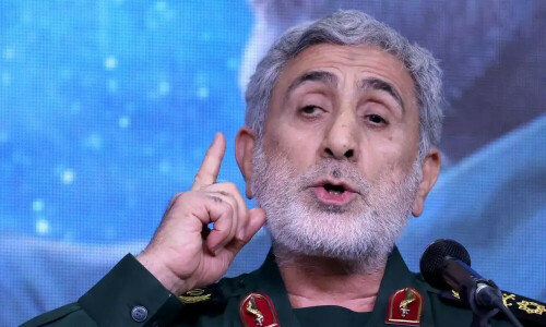 Iran&rsquo;s Quds Force chief Qaani attends general&rsquo;s funeral