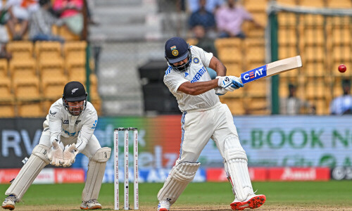 India start steadily after Ravindra ton steers New Zealand to lead of 356