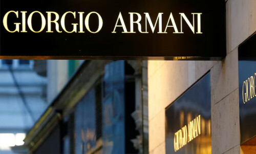 Giorgio Armani takes fashionistas &lsquo;on a journey&rsquo; at NY fashion show