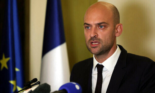 French foreign minister in Kyiv on solidarity tour