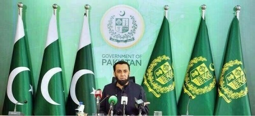 آئینی پیکج پر وسیع تر اتفاق رائے پیدا کرنے کی کوشش کررہے ہیں، حکومت