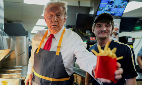 Trump hands out french fries, Harris visits Georgia churches