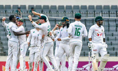 Rabada fastest to 300th Test wicket, as Bangladesh all out for 106