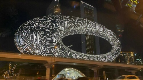 ابھرتا ایشیا، دبئی کی ٹیکنالوجی حب میں تبدیلی، سلیکون ویلی اور بنگلورو کے ساتھ موازنہ