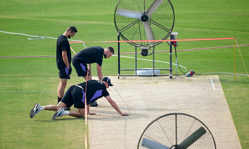 Pitched battle: Pakistan, England eye Test-deciding surface