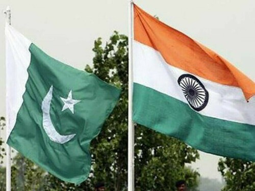 آلودگی میں اضافہ، پاکستان اور بھارت میں فصلوں کی باقیات جلانے پر درجنوں کسان گرفتار