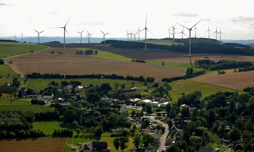Global wind power set to grab record share of electricity market: Maguire