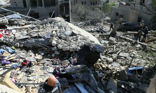 Israel presses Gaza and Lebanon assaults as Egypt touts truce plan
