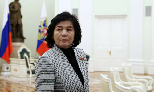 North Korea&rsquo;s foreign minister leaves for Russia amid troop dispatch