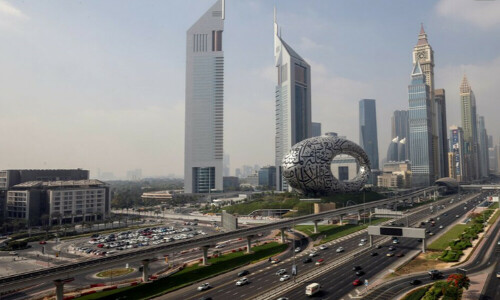 Dubai approves 2025-27 budget with $74bn in expenditures, ruler says