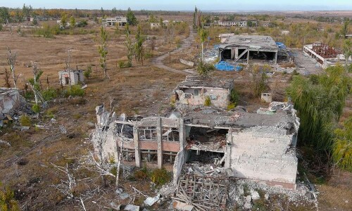 Russian army says it has seized east Ukraine town of Selydove