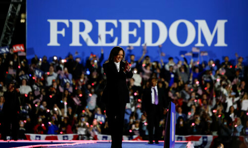 Kamala Harris warns of dangers of another Trump presidency in speech at Jan. 6 site