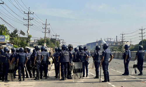 Bangladesh garment workers clash with police, two wounded