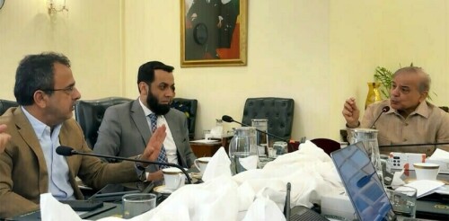 وزیراعظم کے دورے کے بعد حکومت کا خصوصی وفد سعودی عرب روانہ