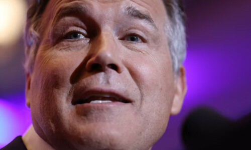 Republicans widen Senate majority, on track to win House