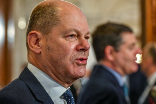 Pressure builds on Olaf Scholz to bring forward German confidence vote