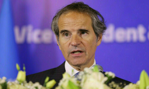 UN nuclear chief in Iran to &lsquo;reach diplomatic solutions&rsquo;