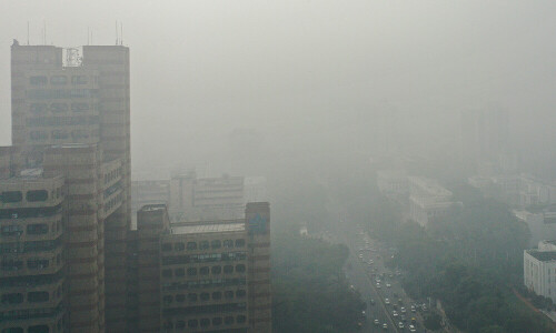 India&rsquo;s capital shuts all primary schools due to smog