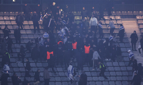 40 arrests at tense France-Israel football match i Paris