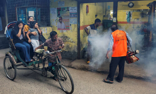 Bangladesh deaths from dengue cross 400 as outbreak worsens