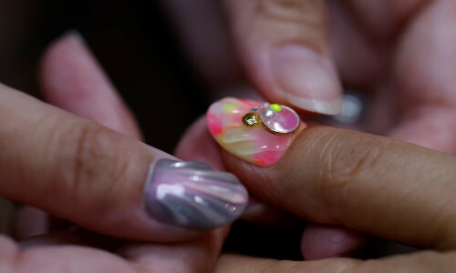 Japanese manicurist takes on plastic pollution, one nail at a time
