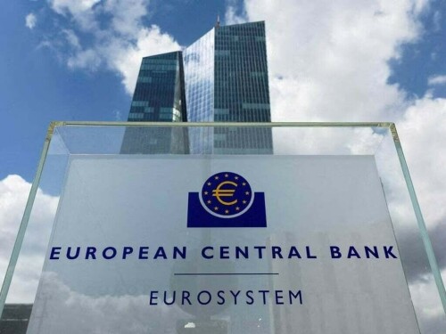 ECB is &lsquo;not almighty&rsquo; against weak euro zone growth, de Guindos says