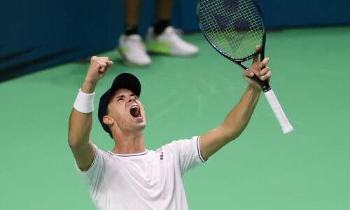 Altmaier gives Germany lead on Canada in Davis Cup quarters