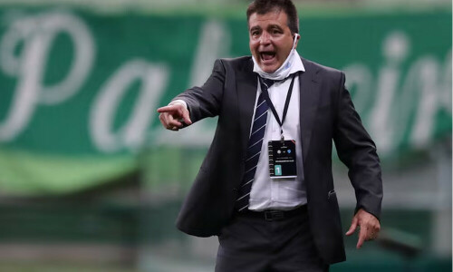 Costa Rica sack interim manager Claudio Vivas