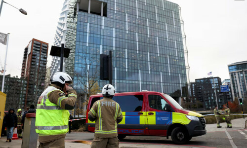 US embassy in London reopens after suspicious &lsquo;hoax&rsquo; item found