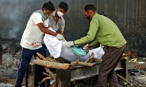 Indian man awakes on funeral pyre